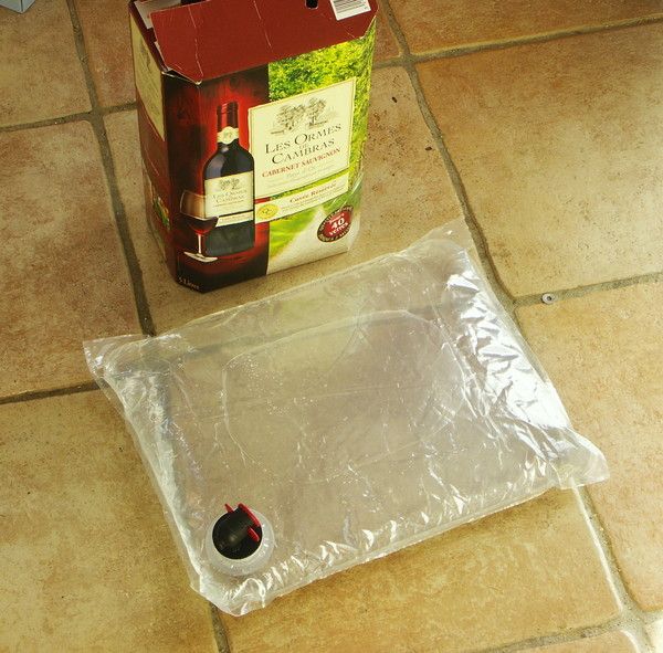 Une réserve d'eau ( presque gratuite ) de 3 à 5 litres !